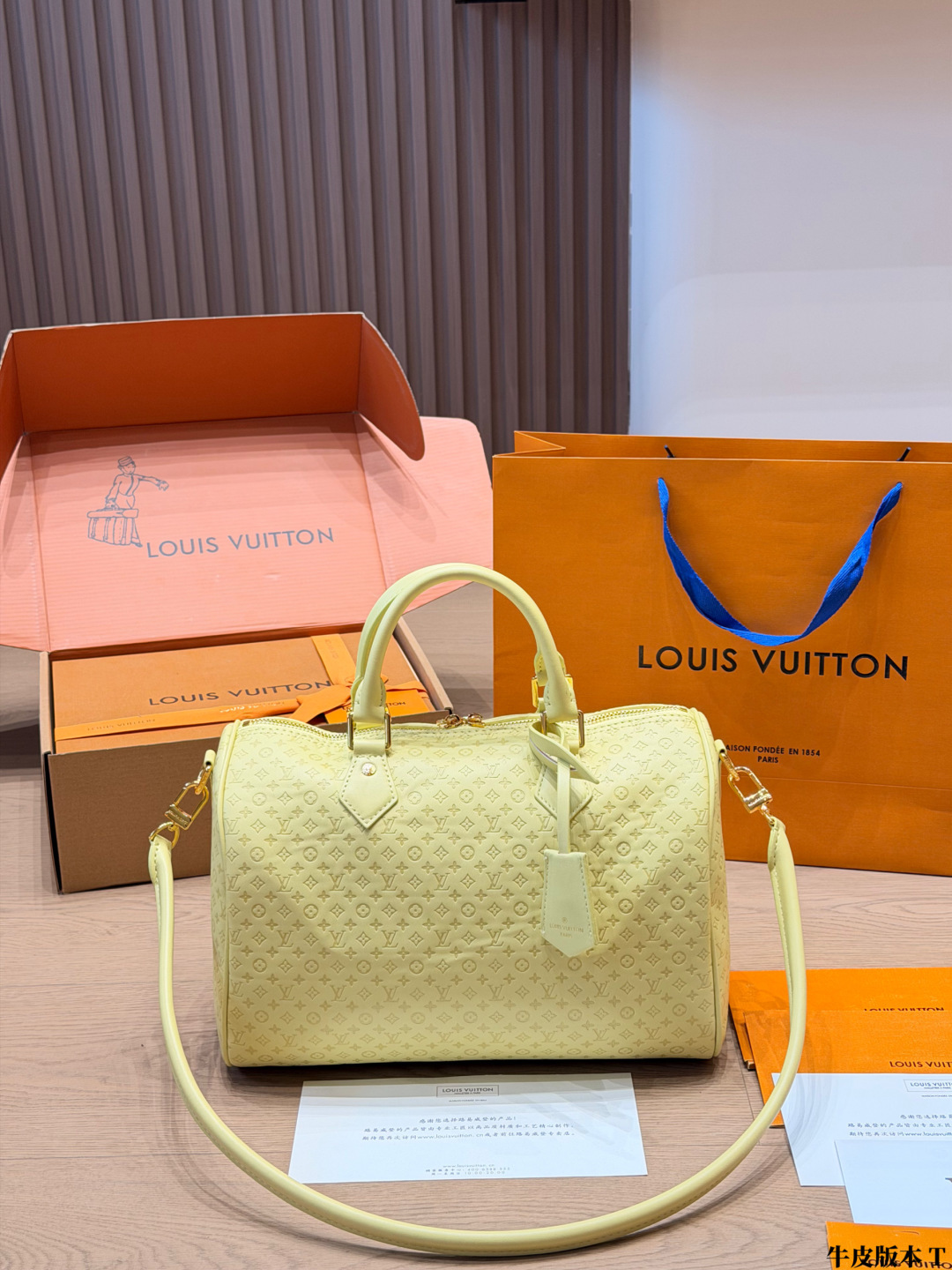 LV Speedy Handbag Monogram Canvas Cowhide Leather Top 2